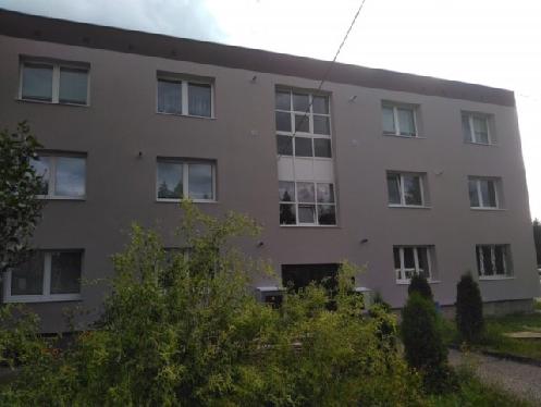 Výmena zateplenia, obnova balkónov a hydroizolácie bytového domu v Hliníku nad Hronom